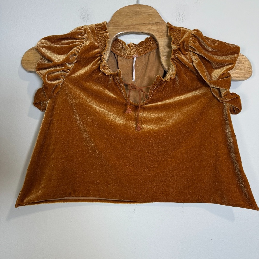 Free People Velvet Top Ruffle Sleeve‎ Tie Neck Pumpkin Pie Brown Size Small NWT